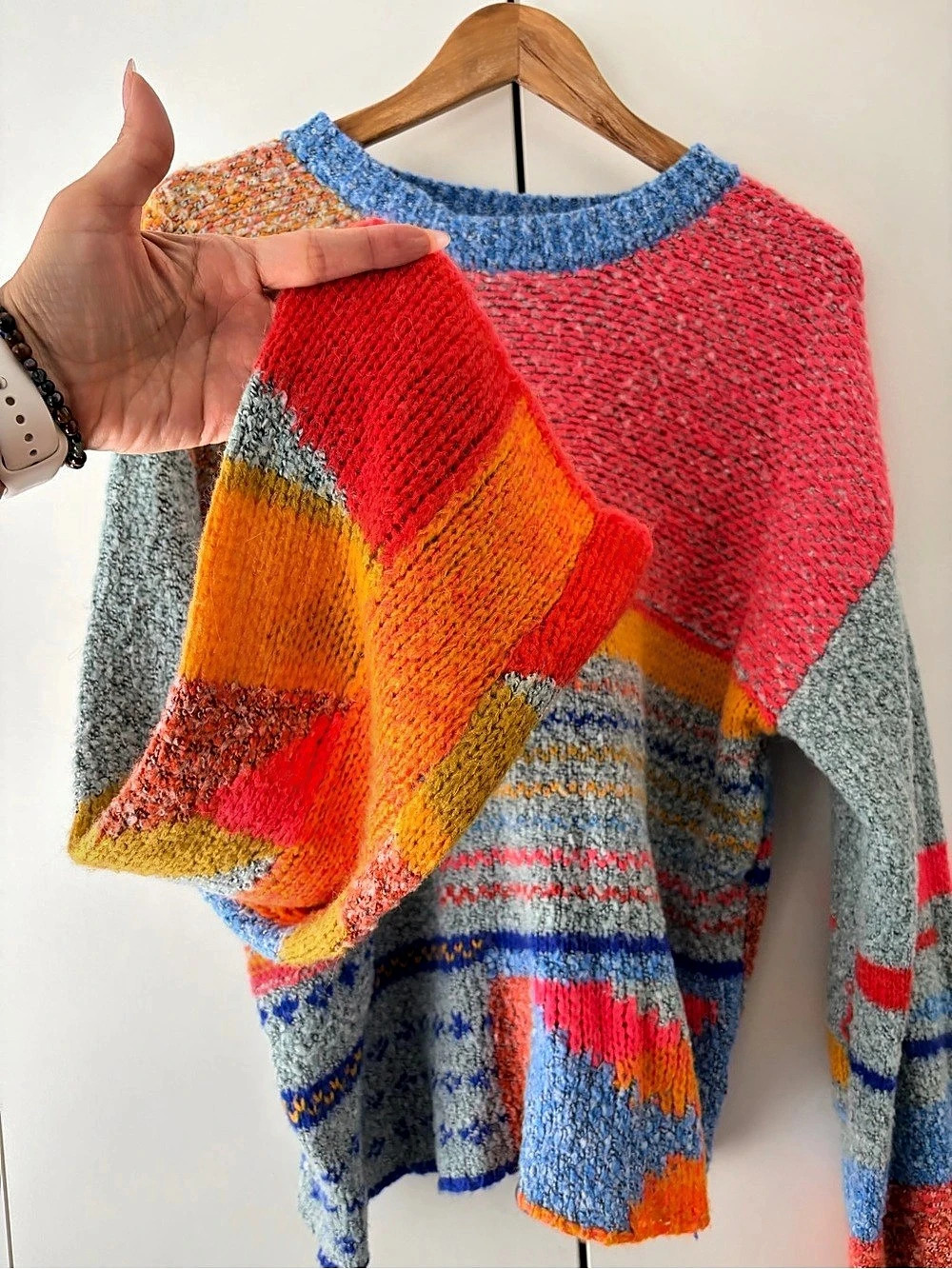 Absolutely Color Block Crewneck Sweater in Pink & Blue - Picture 3 of 7